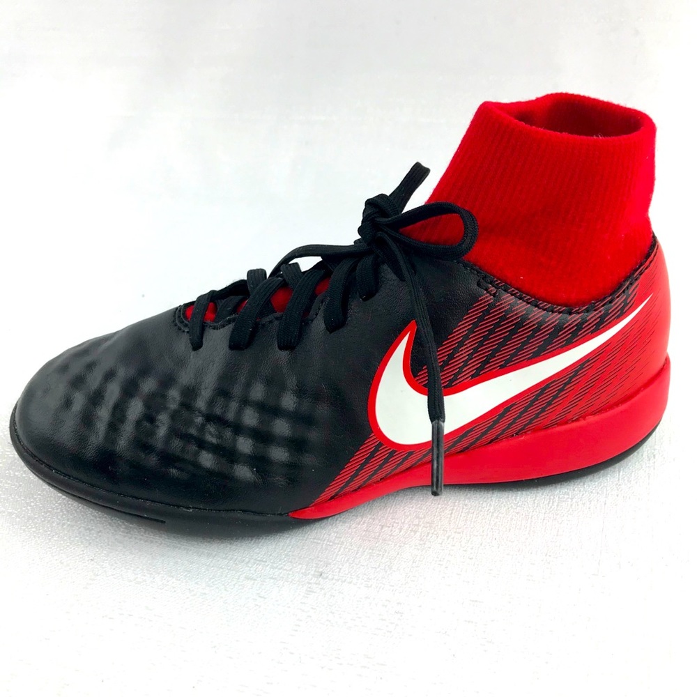 Nike MagistaX Onda ll DFIC shoes